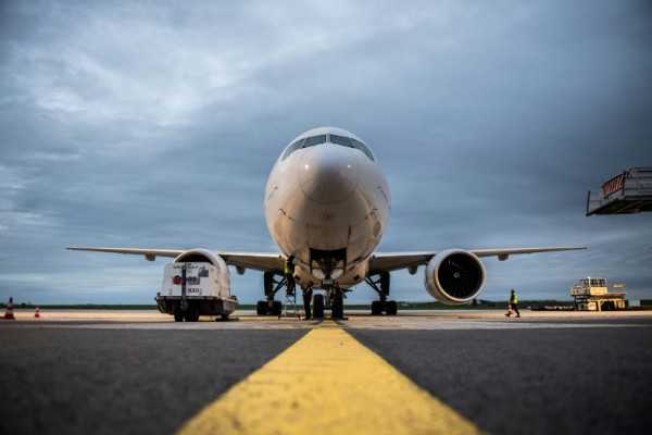 ¿Cómo contactar por teléfono Avianca desde Panamá?